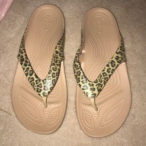 Leopard print Crocs